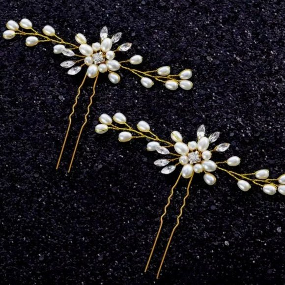 PEARL & CRYSTAL BRIDAL HAIRPINS in Gold (set of 2) - Picture 1 of 3